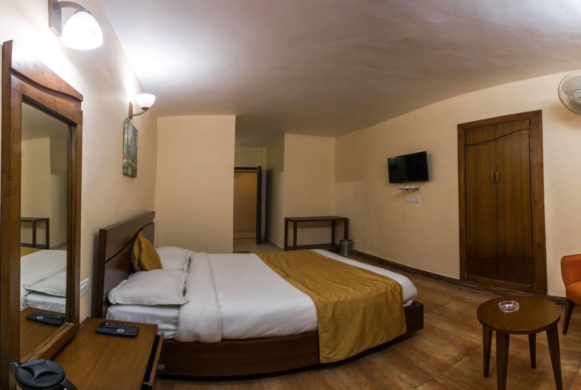Himalaya Hotel Nainital Dış mekan fotoğraf