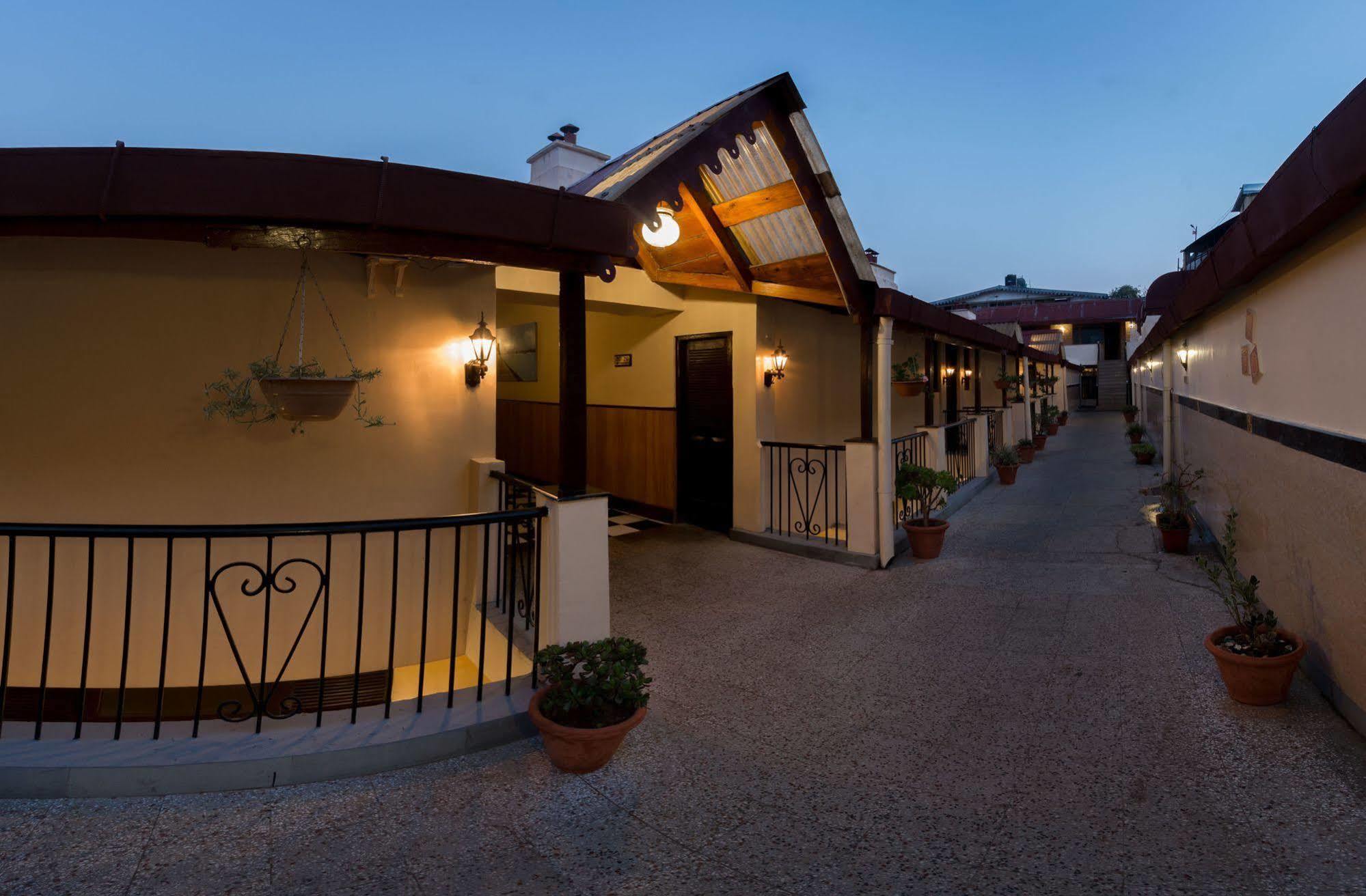 Himalaya Hotel Nainital Dış mekan fotoğraf